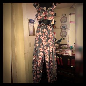 Flower pants and shirt